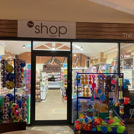 Prospect At The Bay Filey, Sleeps Up To 6, And 2 Dogs For Free! * 파일리