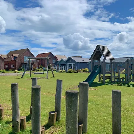 Prospect At The Bay Filey, Sleeps Up To 6, And 2 Dogs For Free! * 파일리